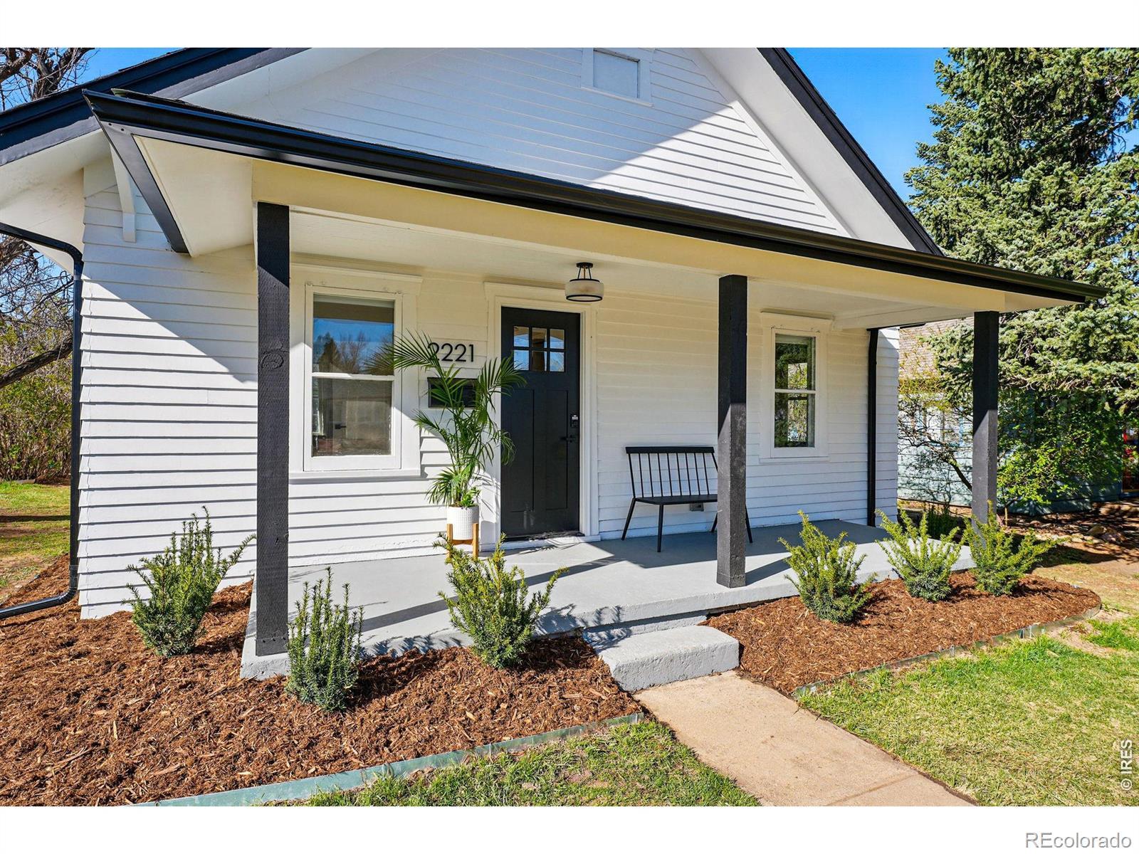 Image 2: Fully remodeled in 2025! Image 2: Fully remodeled in 2025!