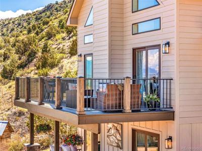 620 Foothills Drive