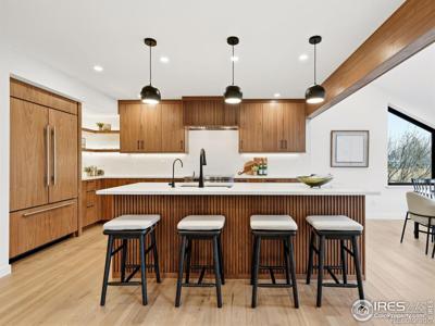 7312 Island Circle