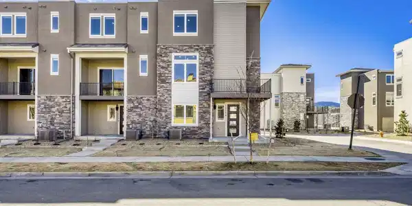 15544 W Washburn