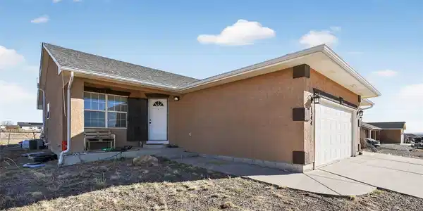 1344 N Blazing Star Lane