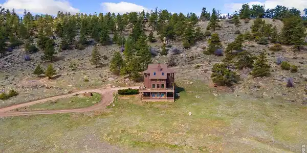 Image 2: Panoramic views from every window of this mountain home! Image 2: Panoramic views from every window of this mountain home!