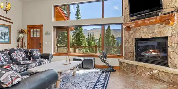 221 Kimmes Lane