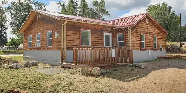 10300 US Highway 50