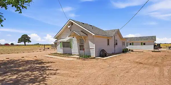 21081 County Road 66