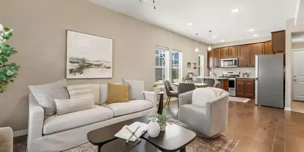 2420 Ridge Top Drive