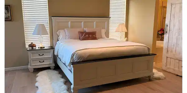 Image 4: Main Floor Master Bedroom