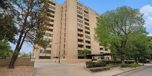 800 N Pearl Street