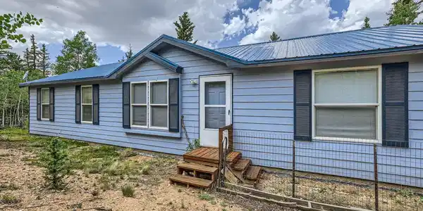 647 Wampum Lane