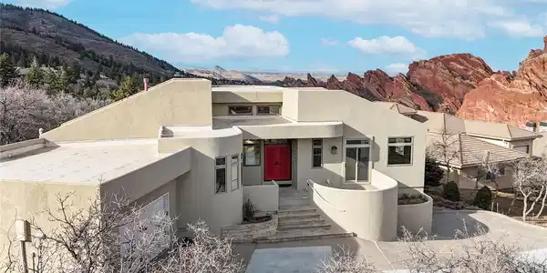 4777 Ponderosa Trail
