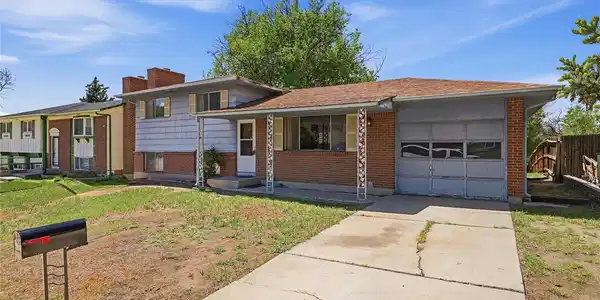 1524 Zaiger Place