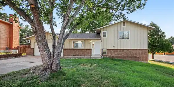 1065 Applewood Drive
