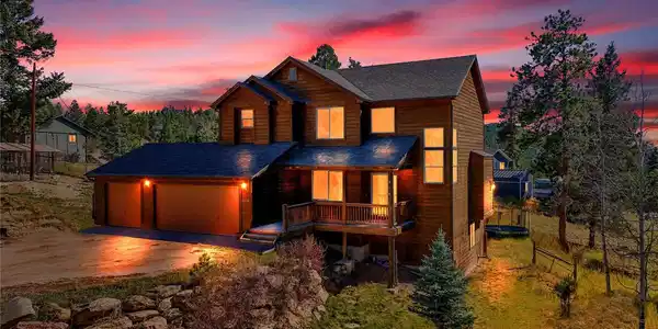 13586 Wamblee Trail