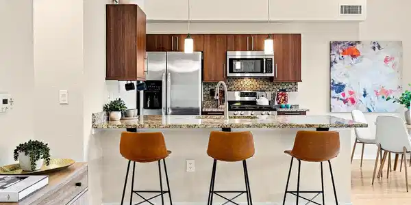 Image 2: Modern kitchen with updated stainless steel apliances Image 2: Modern kitchen with updated stainless steel apliances