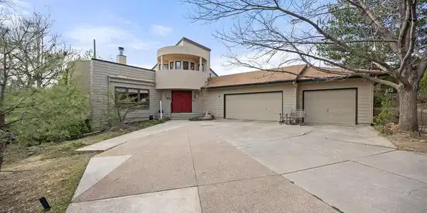 5201 Mail Creek Lane