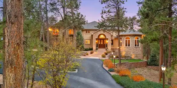17507 Colonial Park Drive