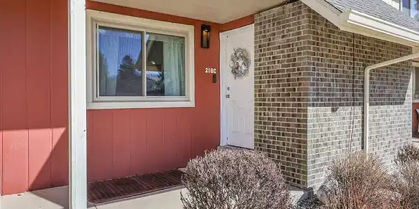 218 W Rockrimmon Boulevard