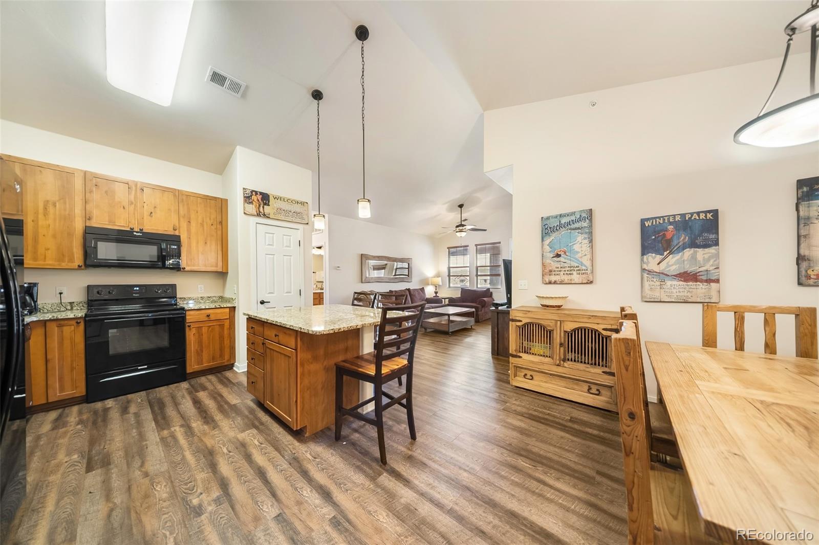 Image 3: Kitchen Image 3: Kitchen