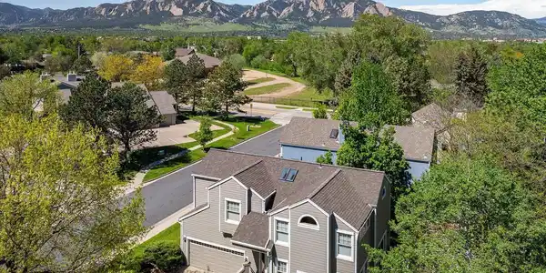 5523 Stonewall Place