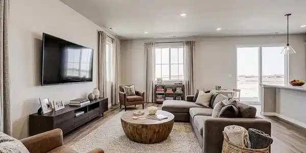 Image 2: Living Room