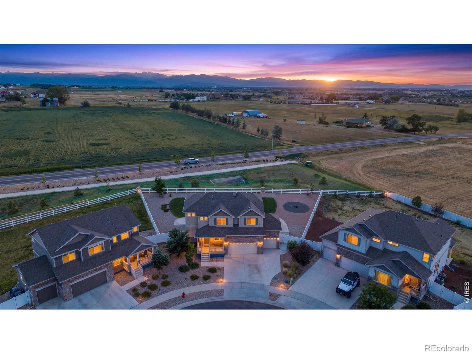 Image 2: Mountain Views, Huge Lot