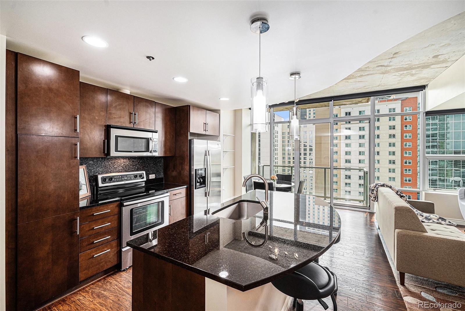 Image 2: Kitchen/Living Room/Dining Area - Open Concept