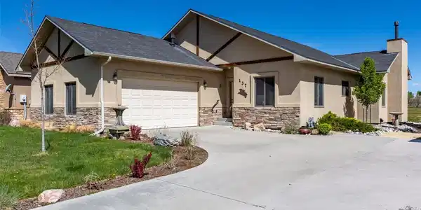 137 Starbuck Circle