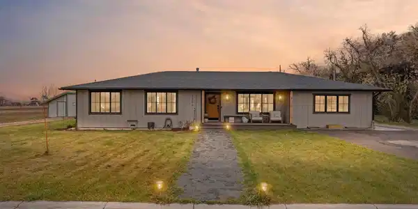 2506 Suncrest Drive
