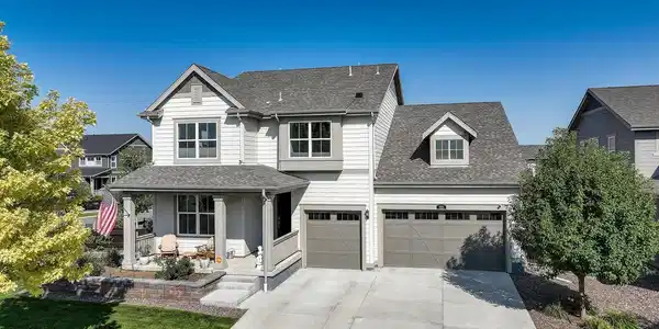 955 Grenville Circle