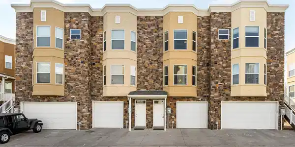 873 N Vernon Drive