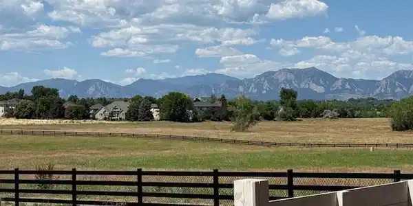 921 Latigo Loop