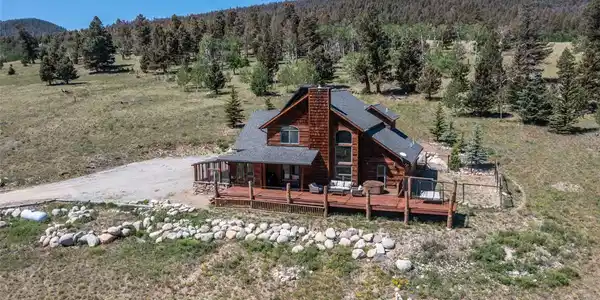 1563 Pitchfork Road