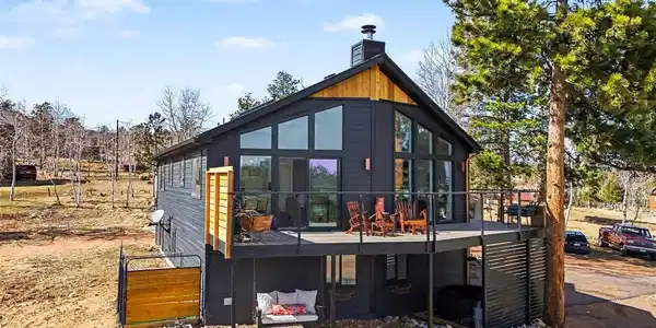 38 Pinon Road