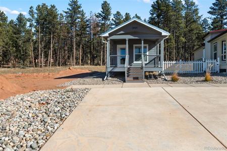 1401 Calm Mountain