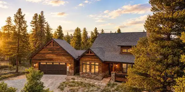 211 Foxtail Court