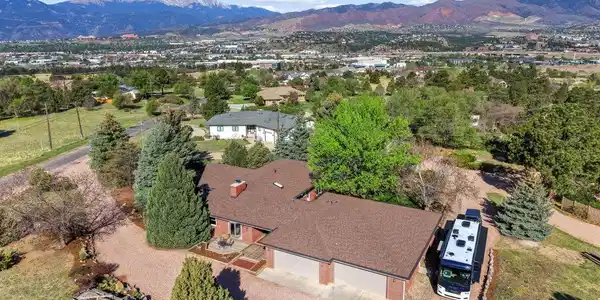 1124 Eagle Rock Road