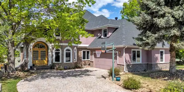 723 Ridge Creek Court