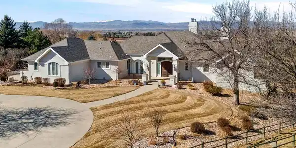 7718 Park Ridge Circle