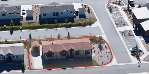 Image 2: Aerial - Markers and outlines are to give a general idea of the property location and are not to be relied upon. Image 2: Aerial - Markers and outlines are to give a general idea of the property location and are not to be relied upon.