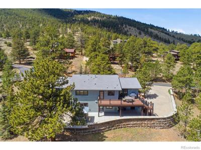 1075 Fall River Court
