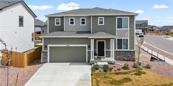 13482 Valley Peak Drive