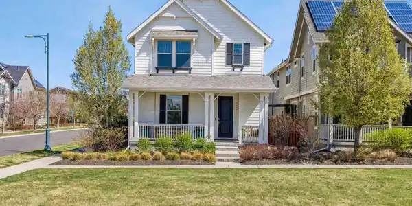 8448 E 49th Place