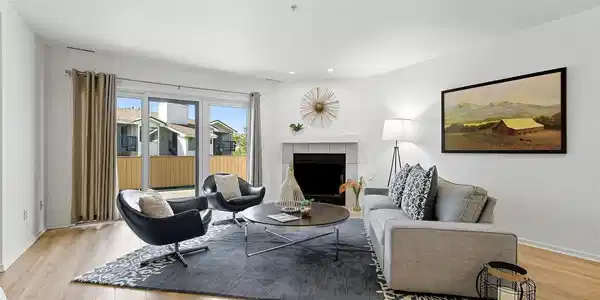 Image 3: Living Room w/ Fireplace Image 3: Living Room w/ Fireplace