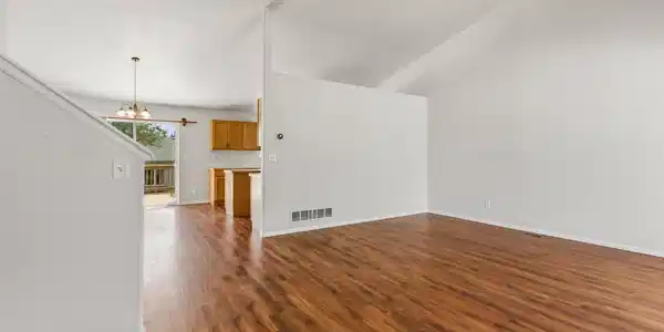 Image 3: Living Room Image 3: Living Room