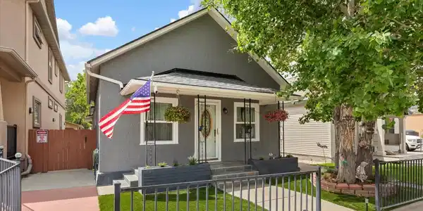 406 G Street