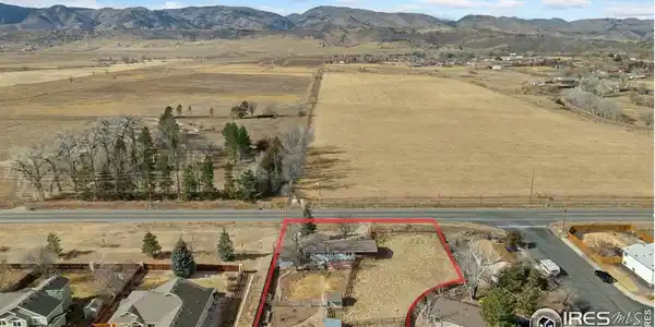 1430 N Overland Trail