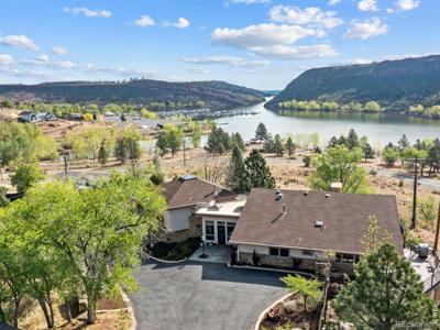 4717 Bay View Drive
