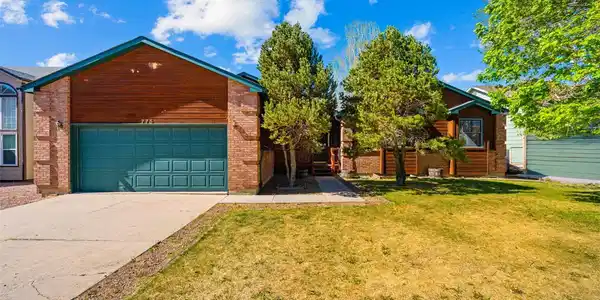 775 Tamarron Drive