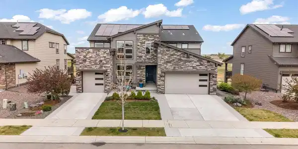 7114 Thunderview Drive