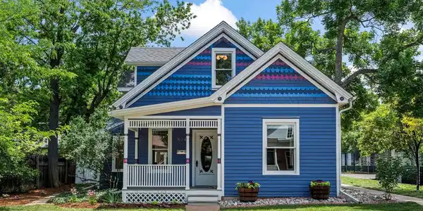 804 Dewey Avenue